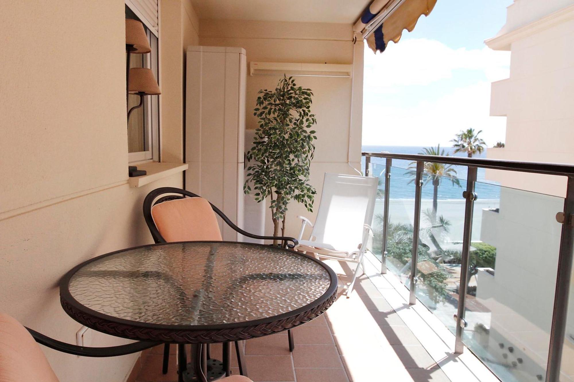 La Rada Beach Estepona Centro Eksteriør billede